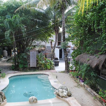 Lobo Inn Tulum Bagian luar foto